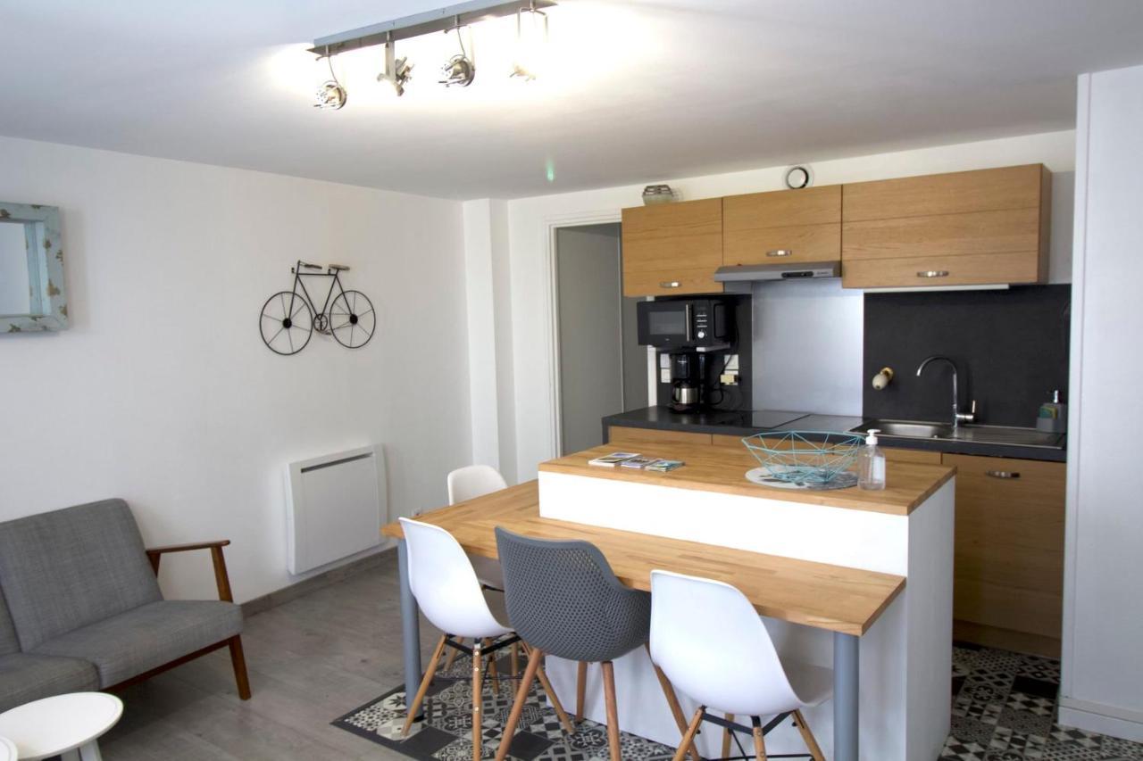 Cosy Apartment In The Center Of La Flotte Kültér fotó