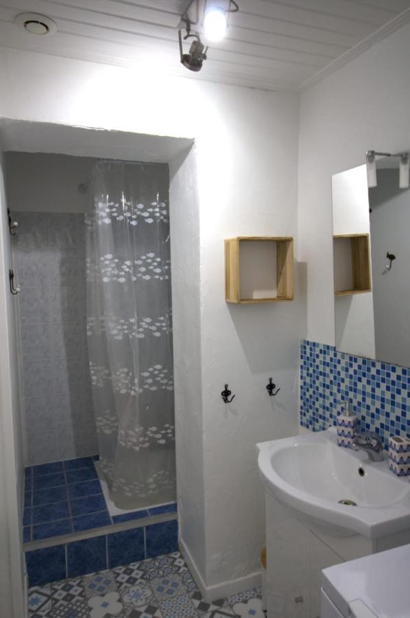Cosy Apartment In The Center Of La Flotte Kültér fotó
